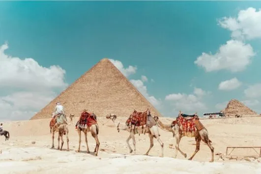 Pyramiden von Gizeh beim Marsa Alam Pyramiden Ausflug mit deutschsprachigem Ägyptologen