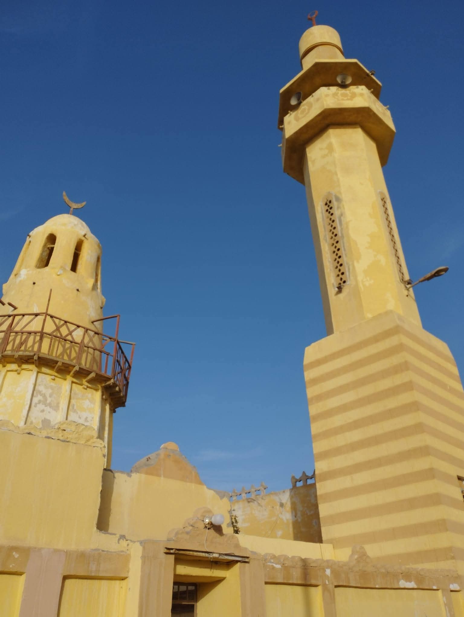El Farran Moschee in El Quseir mit historischem Minarett – El Quseir Sehenswürdigkeiten
