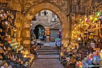 Traditioneller Basar in Kairo – Khan el Khalili während eines Ausflugs von Hurghada nach Kairo
