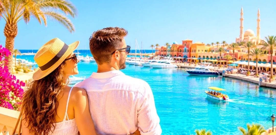 7 überraschende Gründe, warum das Wetter in Ägypten im Januar perfekt für deinen Urlaub ist 7 Wetter Ägypten Januar – sonniger Wintertag an der Hurghada Marina mit Blick auf das Rote Meer