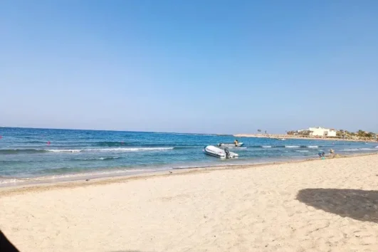 Von Hurghada nach Abu Dabbab – Sandstrand und klares Meer.