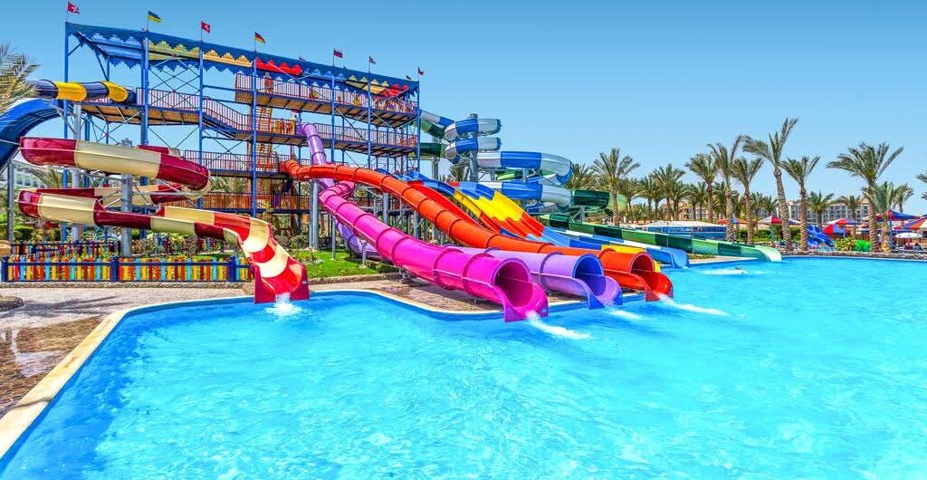Wasserspielplatz für Kinder in einem Hotel in Ägypten – perfekt für einen Urlaub mit Kindern in Ägypten.