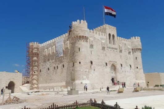 Qaitbay Zitadelle in Alexandria während eines Tagesausflug von Kairo nach Alexandria