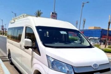 Ein Foto zeigt das Auto von Transfer Hurghada nach Albatros Sea World Marsa Alam
