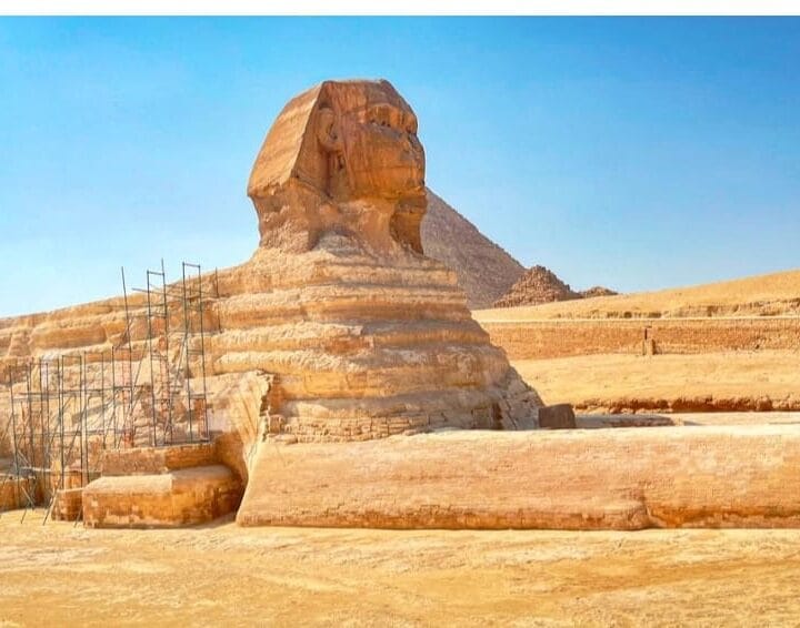 Die Sphinx von Gizeh während des Besuchs von Kairo durch einen Zwei Tagesausflug von El Quseir nach Kairo mit Flug und Hotel