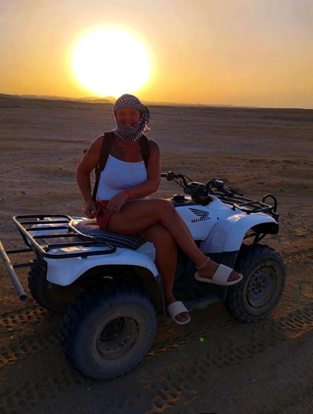 Quad Safari zum Sonnenuntergang in der Wüste von Hurghada