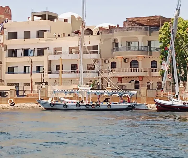 Felukenfahrt auf dem Nil in Luxor beim 2 Tagesausflug nach Luxor von Soma Bay