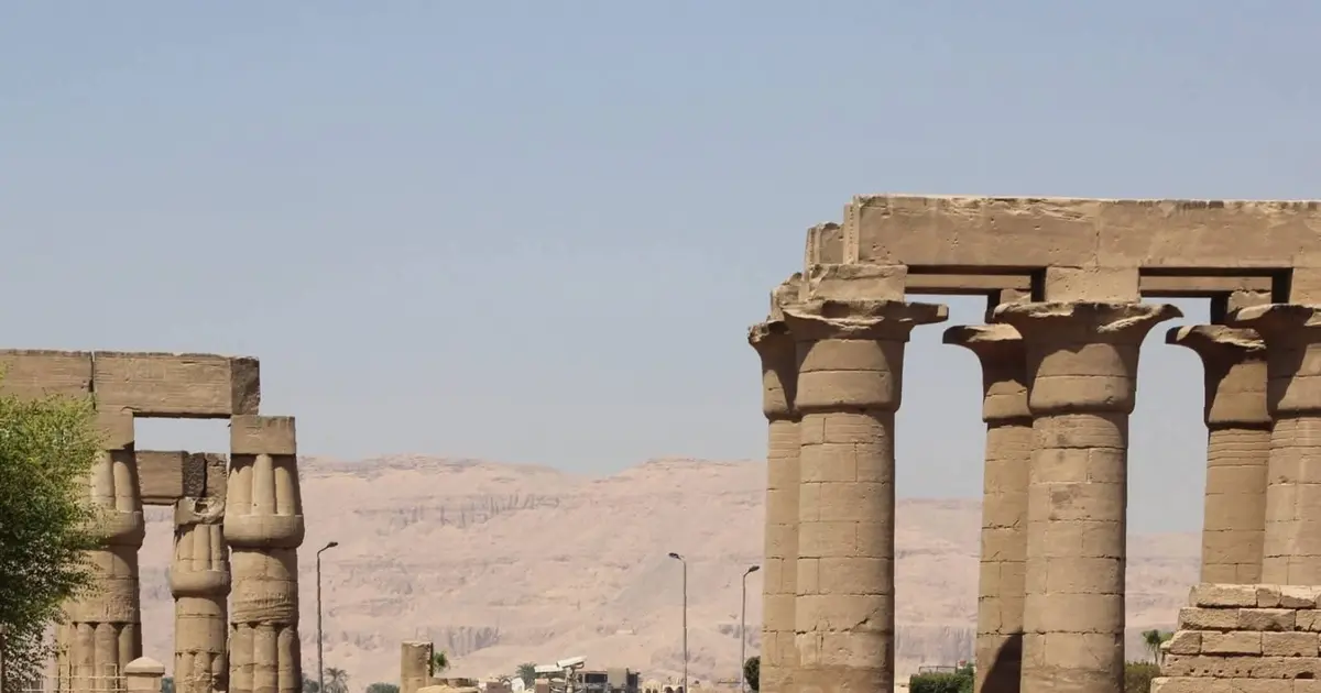 Luxor mal anders ab Marsa Alam – Private Wunschtour für Wiederholer 1 Luxor mal anders ab Marsa Alam – Säulen im Luxor-Tempel.