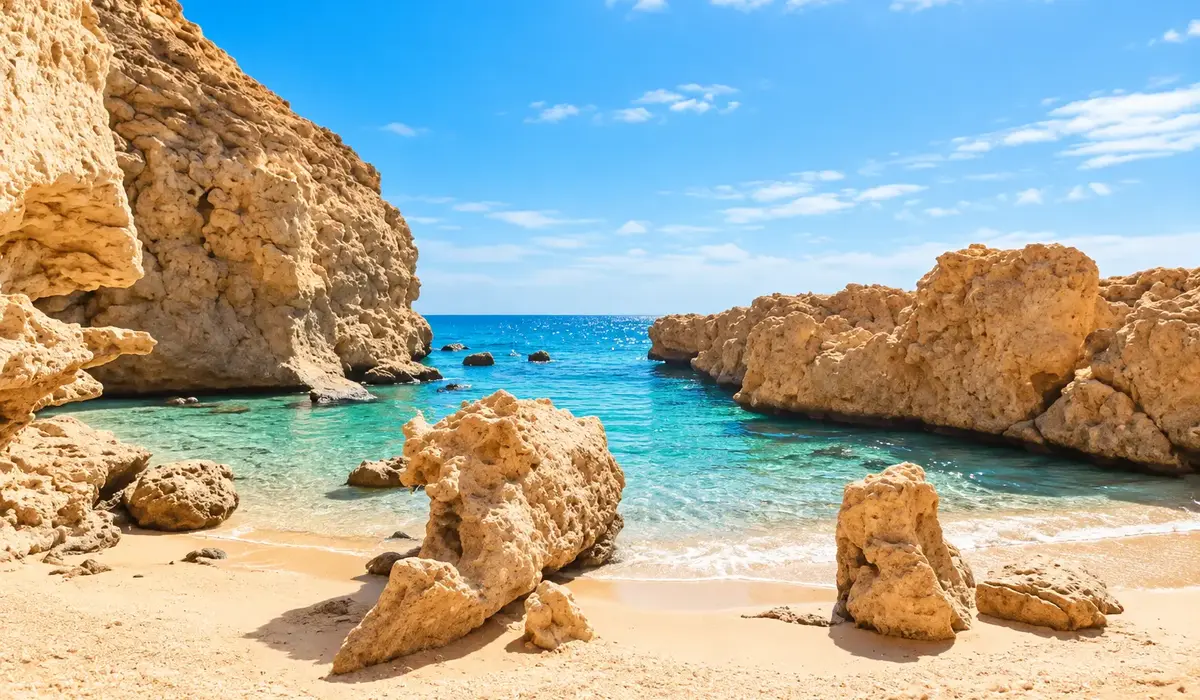 Ras Mohammed Land Tour ab Sharm El Sheikh – Schnorcheln & Nationalpark 1 Ras Mohammed oder Tiran Insel – Schnorcheln im Roten Meer bei Sharm El Sheikh.